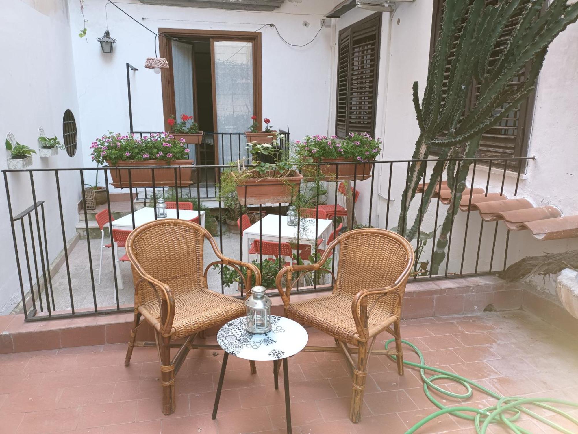 Palazzo Del Bono Suites Palermo Bagian luar foto
